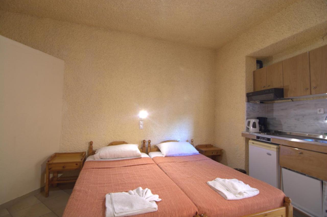 Aparthotel New Wave Paleochora Exterior foto